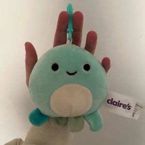 NWT 3.5” Olga Clip Squishmallow 🐙